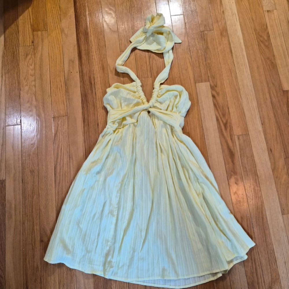 Light Yellow Halter Mini Dress with Knotted Front